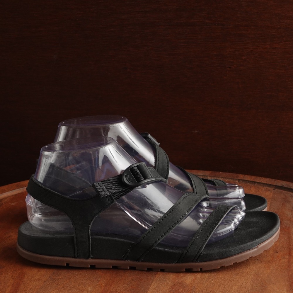 Chaco Sandals WMS SZ 8 BLK Lowdown Strappy Leather Outdoor Gorpcore Trail Shoes